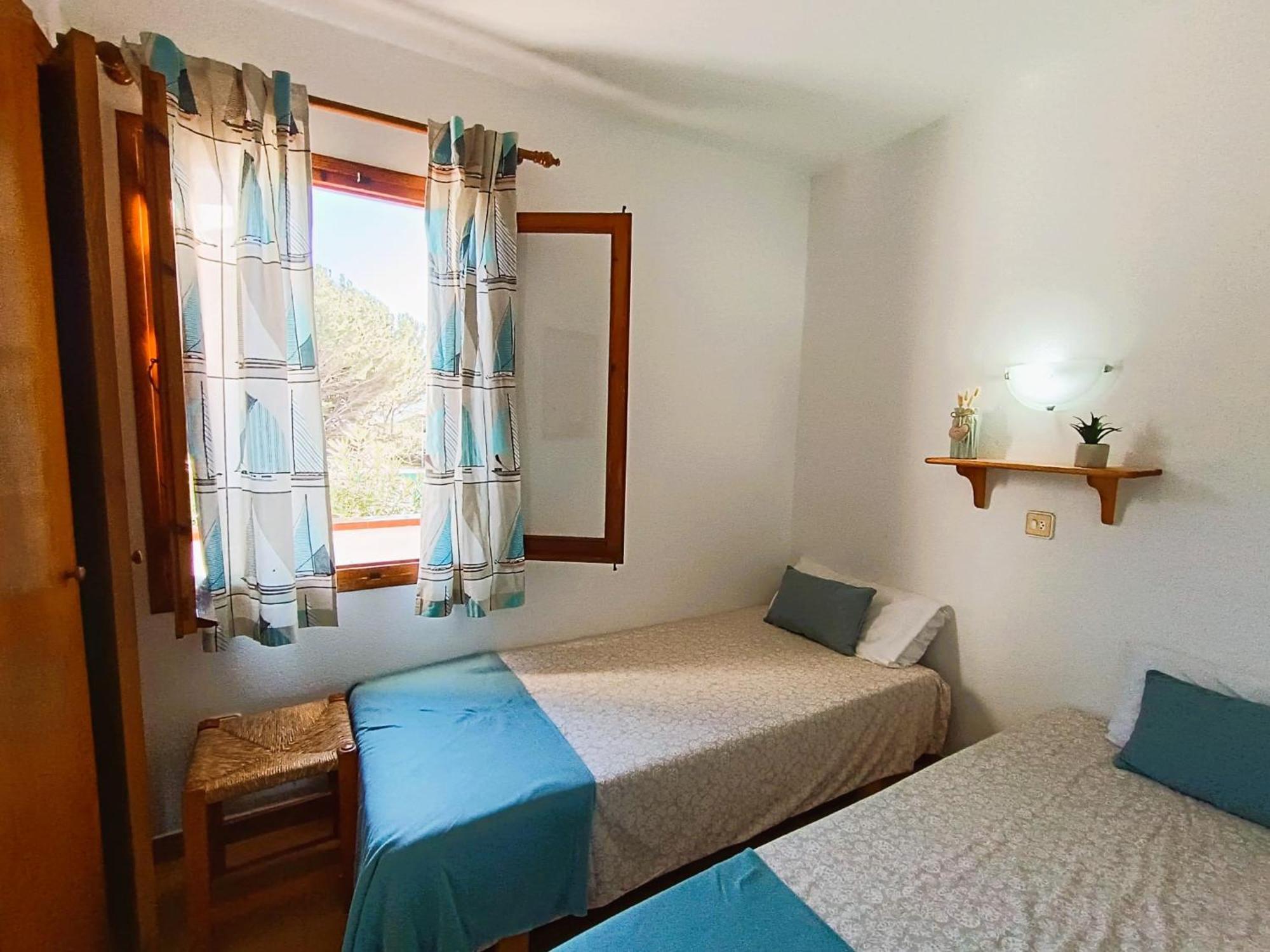 Apartamentos Sol Isla Arenal d'en Castell Exterior foto